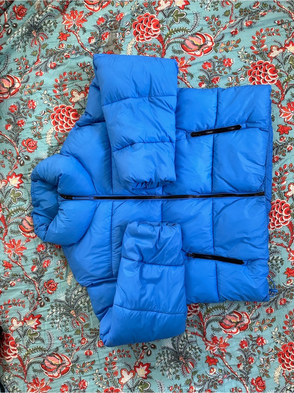 Old Navy Bright Blue Puffer Jacket Women’s Medium